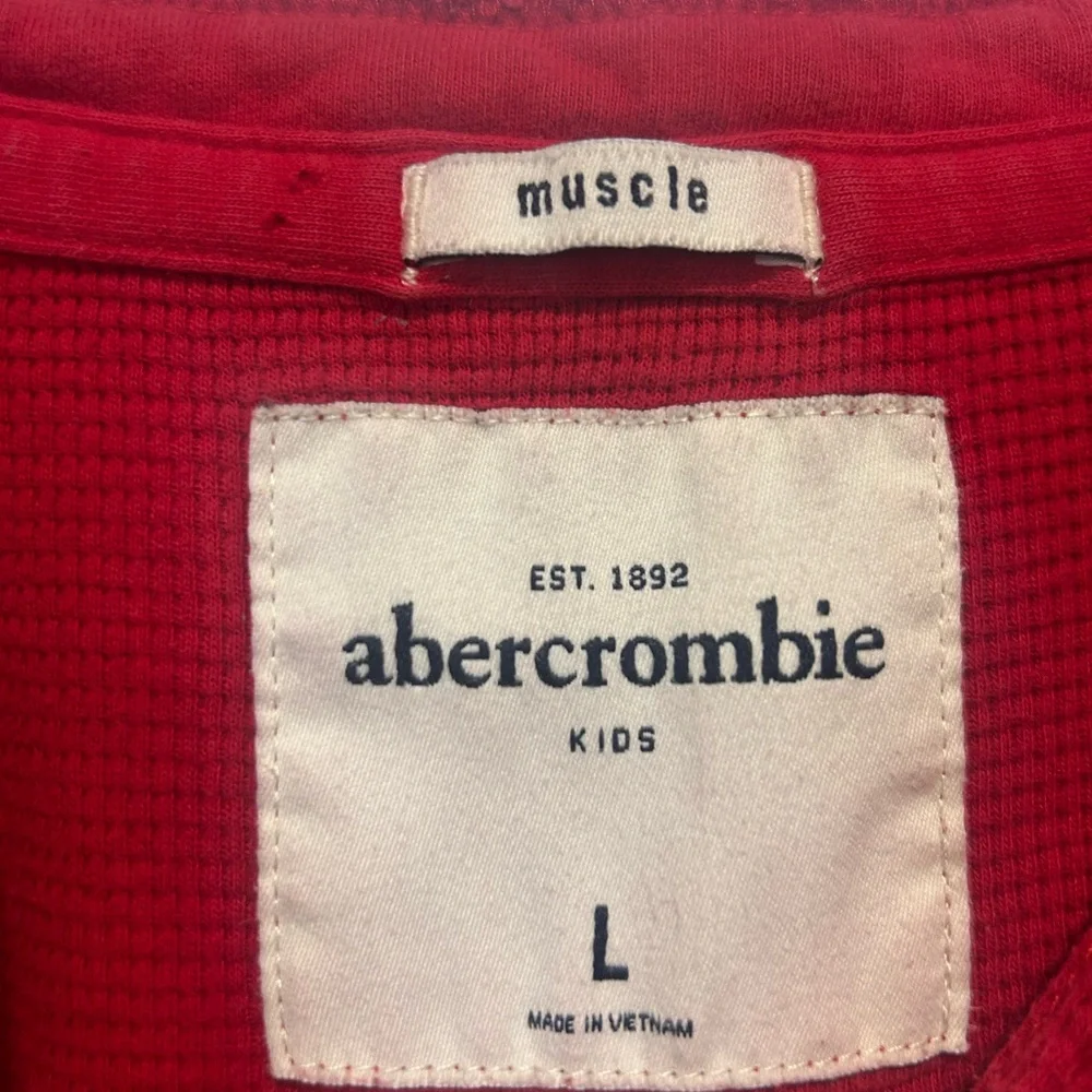 Abercrombie & Fitch‎ Red Muscle Fit Shirt